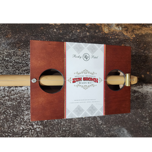 "Sun Grown" Regular Cigar Box Banjo