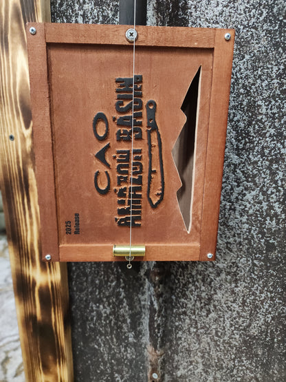 "The Amazonian" Premium Cigar Box Bullet Banjo