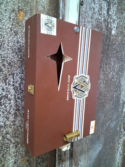 "Avo Star" Mini Cigar Box Bullet Banjo