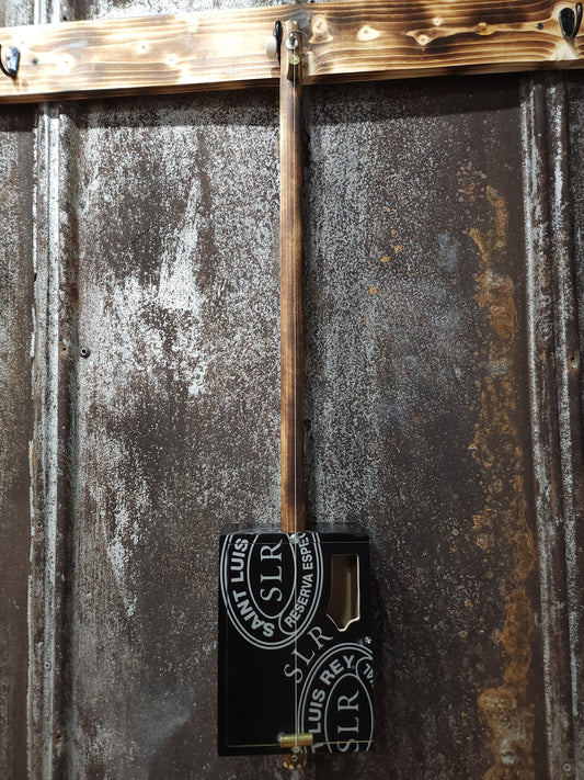"Crested Diddler" Premium Cigar Box Bullet Banjo