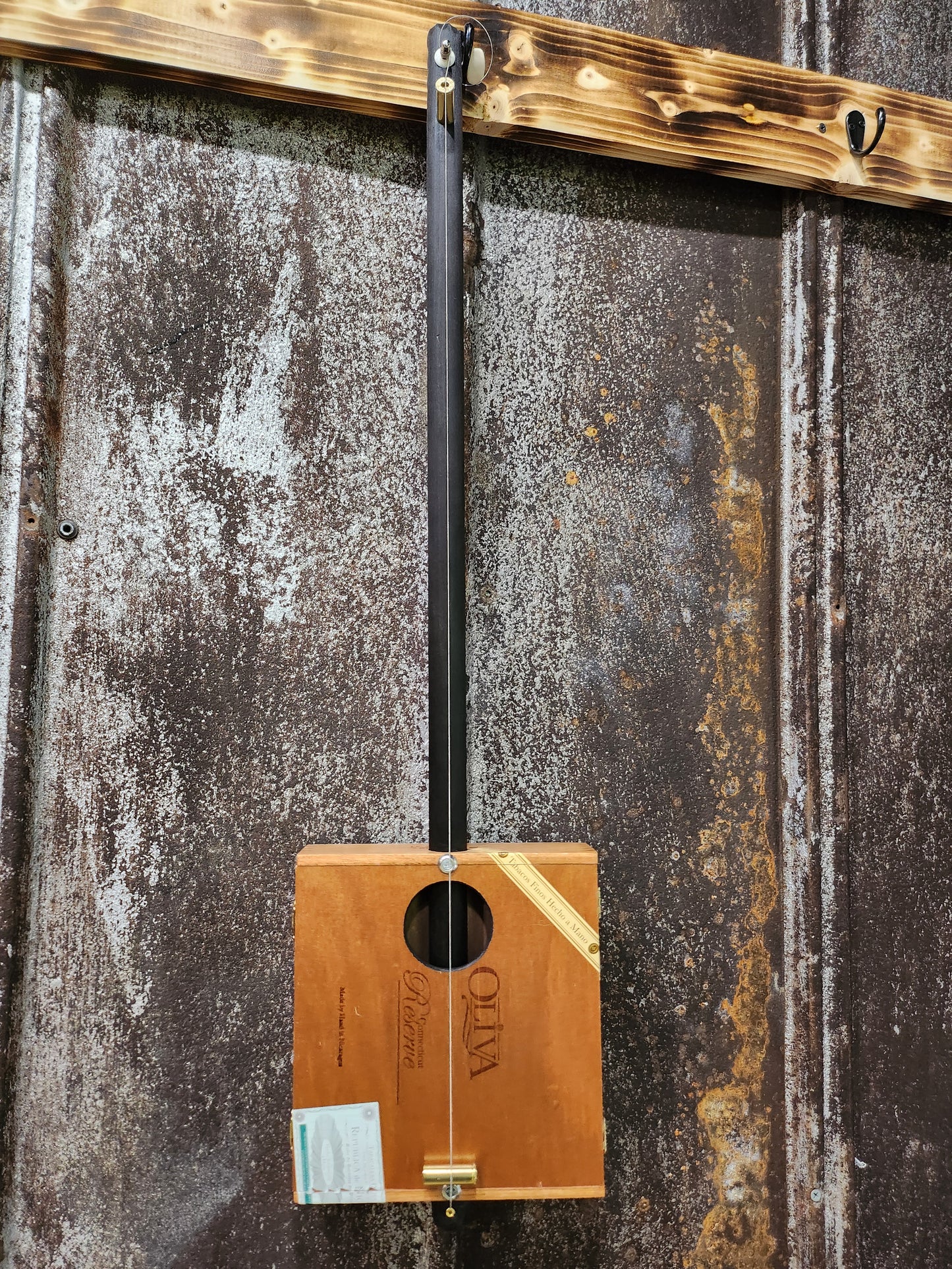 "Simple Wood" Regular Cigar Box Bullet Banjo